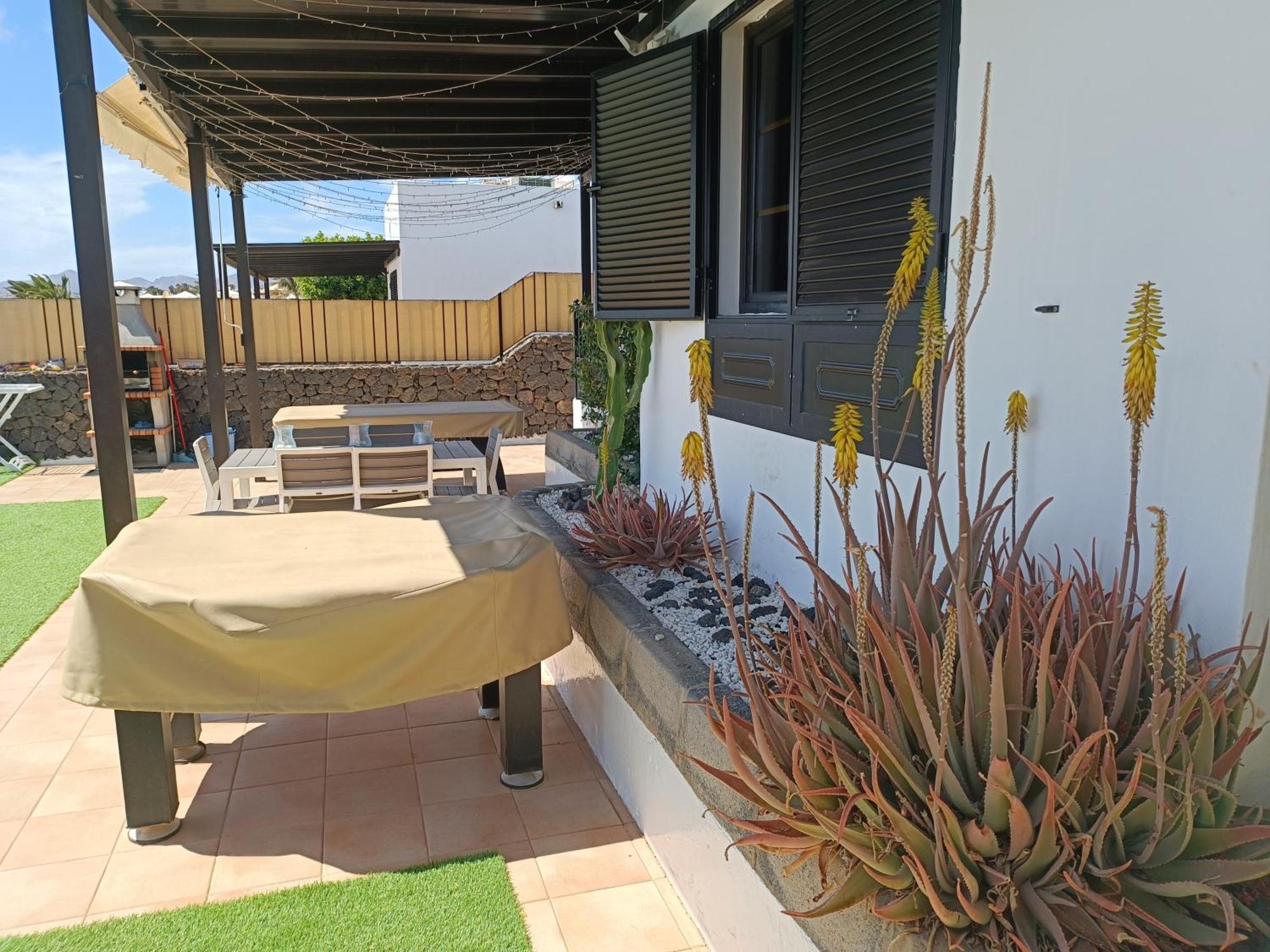 Villa Juanita, Puerto Del Carmen, Lanzarote Tías Extérieur photo